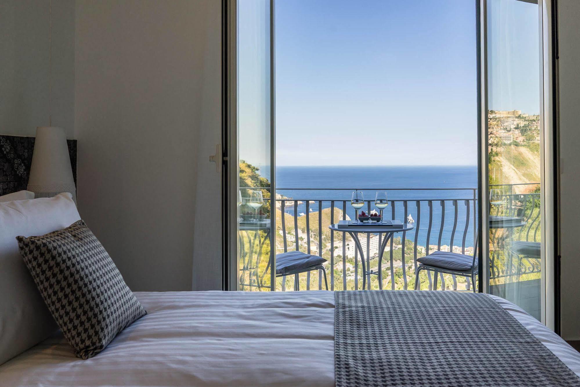 Sciccosa Guest House Taormina Buitenkant foto