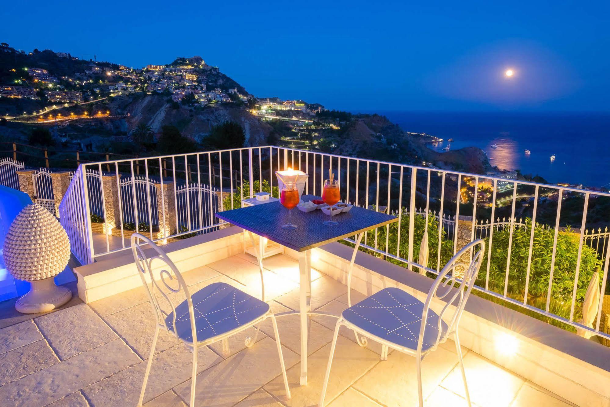 Sciccosa Guest House Taormina Buitenkant foto